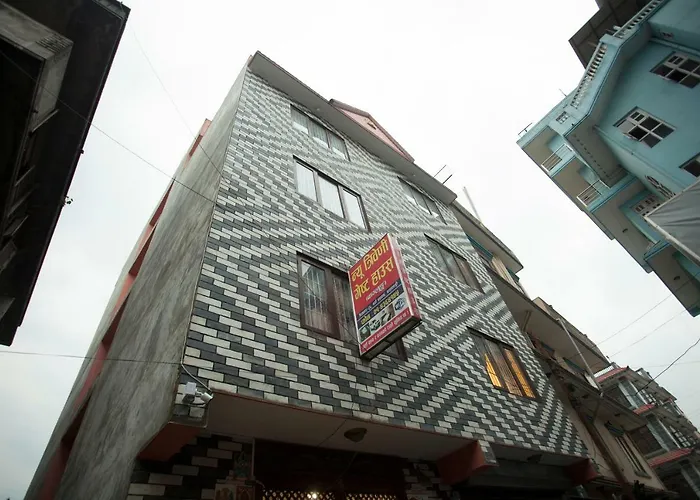 Spot On 397 Triveni Hotel